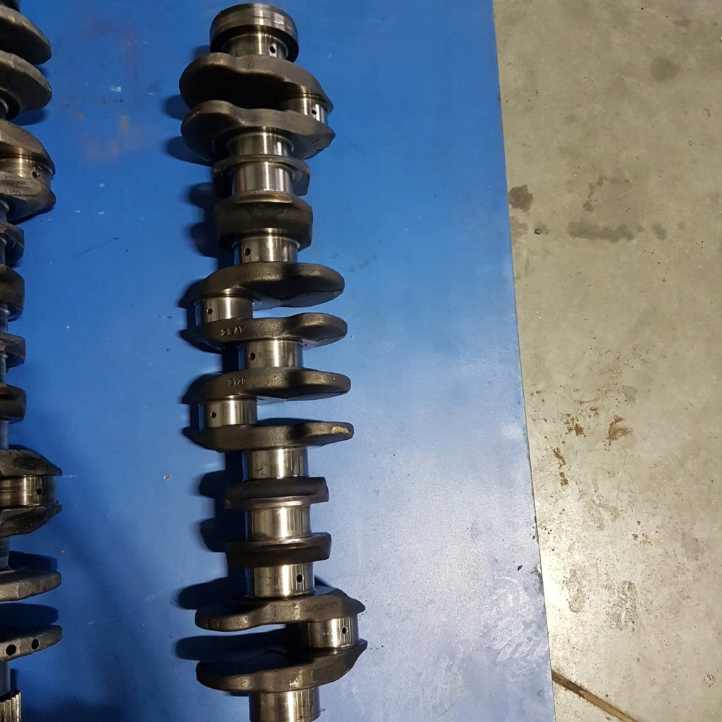 Купити Wał колінчастий man le 220,280 d0836