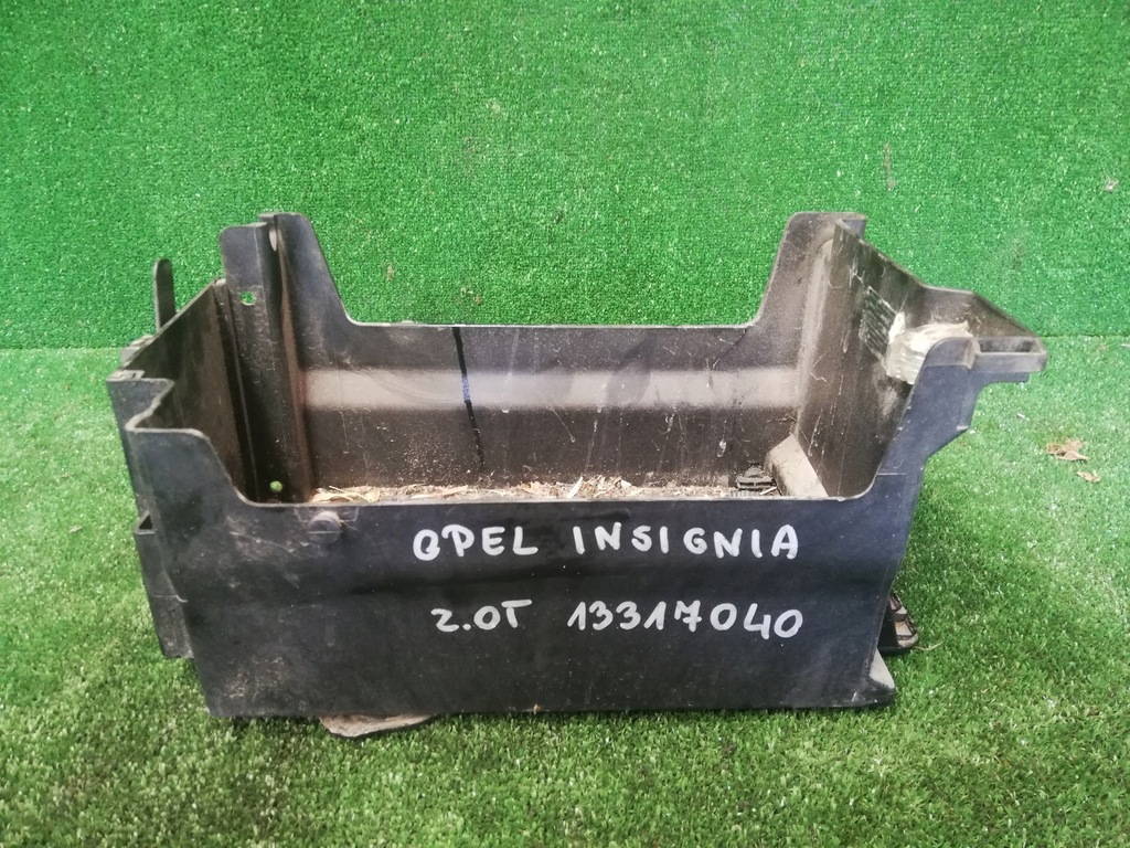фото №1, Opel insignia 2.0t основа акумулятор 13317040