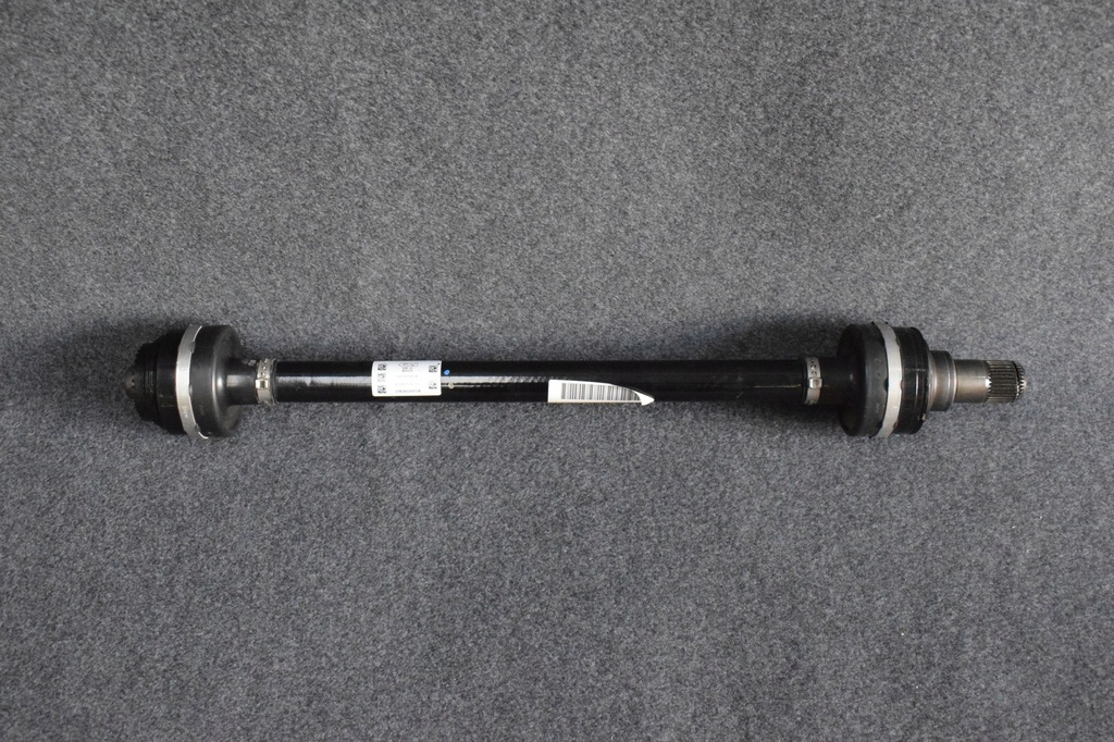 фото №1, Привідний вал ліва задня bmw x5 x6 g05 g06 8689573