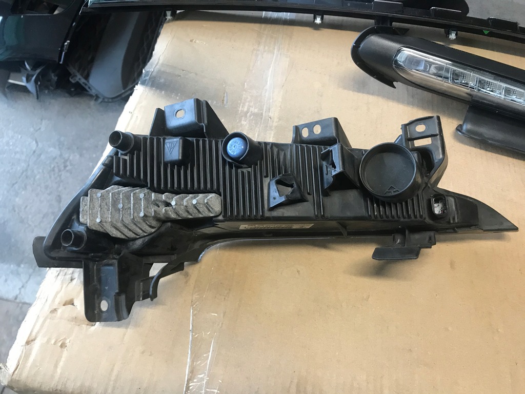 фото №5, Porsche 911 991.631.151.04 противотуманная фара левый drl oryg.