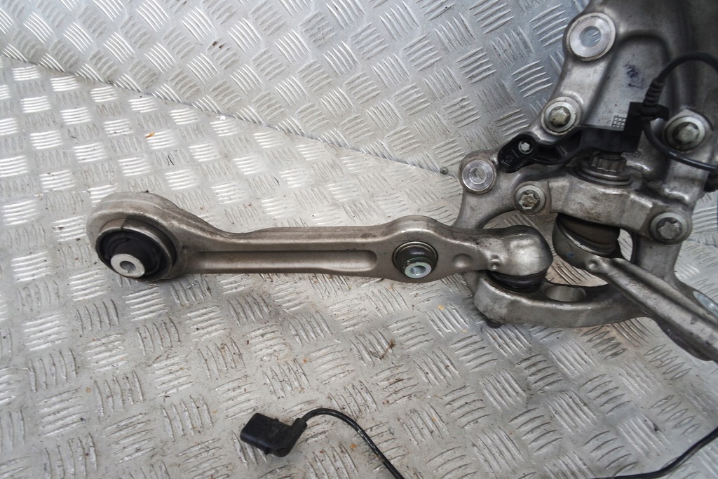 фото №9, Mercedes w217 w222 amg поворотный кулак левая перед