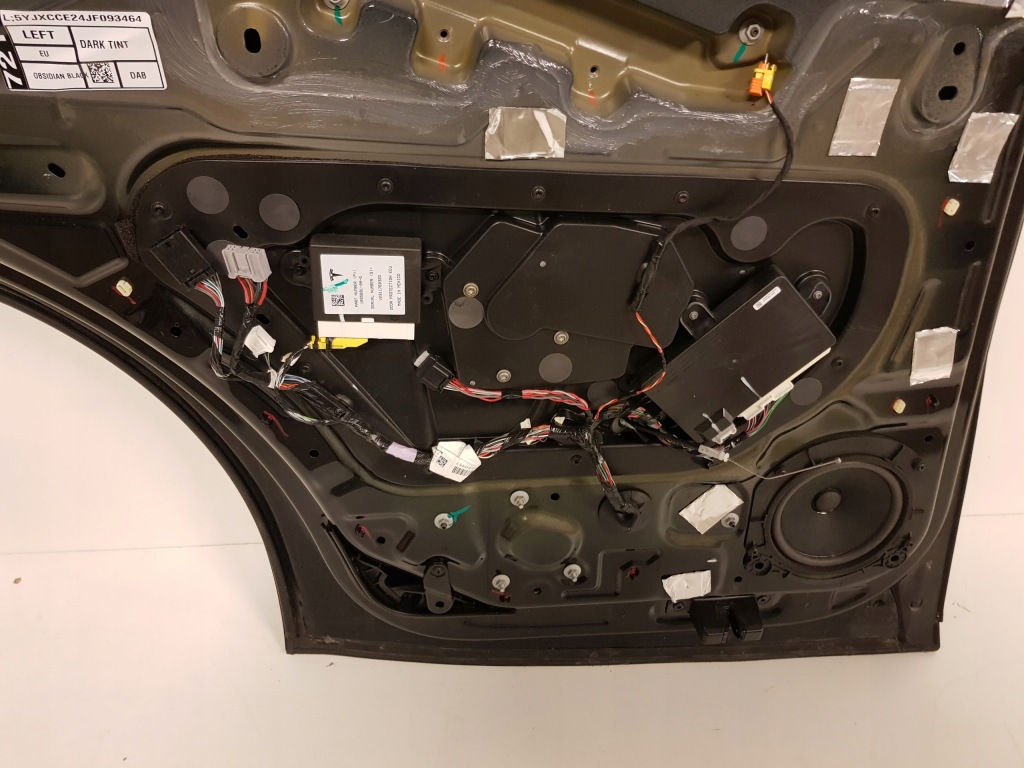 фото №4, Tesla x двері задні lewe-obsidian black