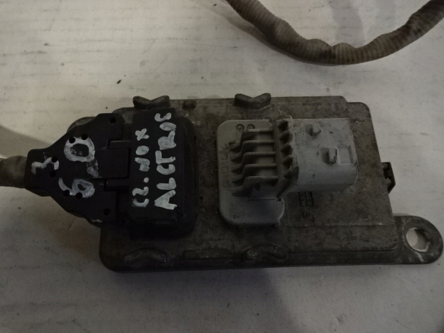 фото №3, Датчик лямбда-зонд mercedes actros a0101531628