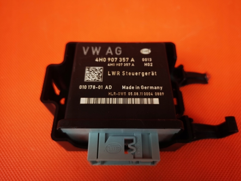 фото №1, Audi a7 4g блок керування модуль світла кронштейн