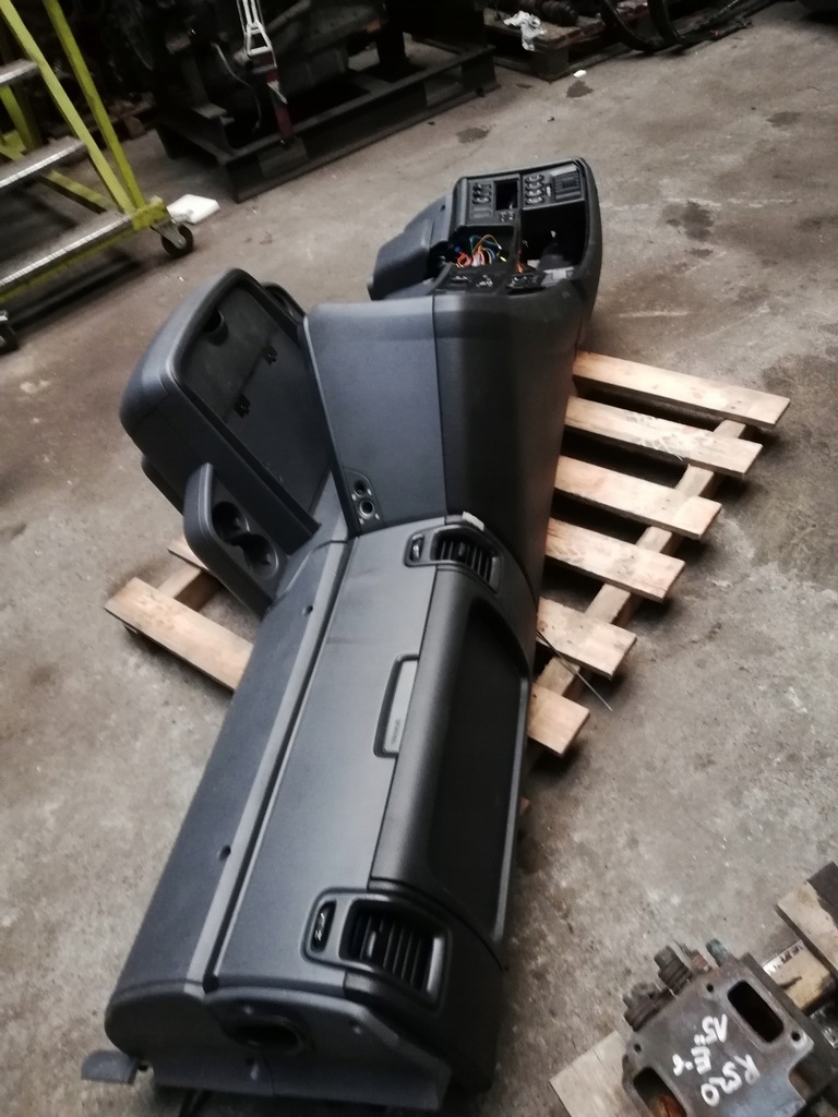 фото №8, Scania r highline консоль, новый typ fv