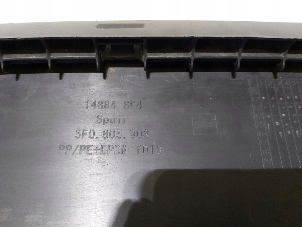 фото №9, Накладка бампера спойлер seat leon 5f0 карбон