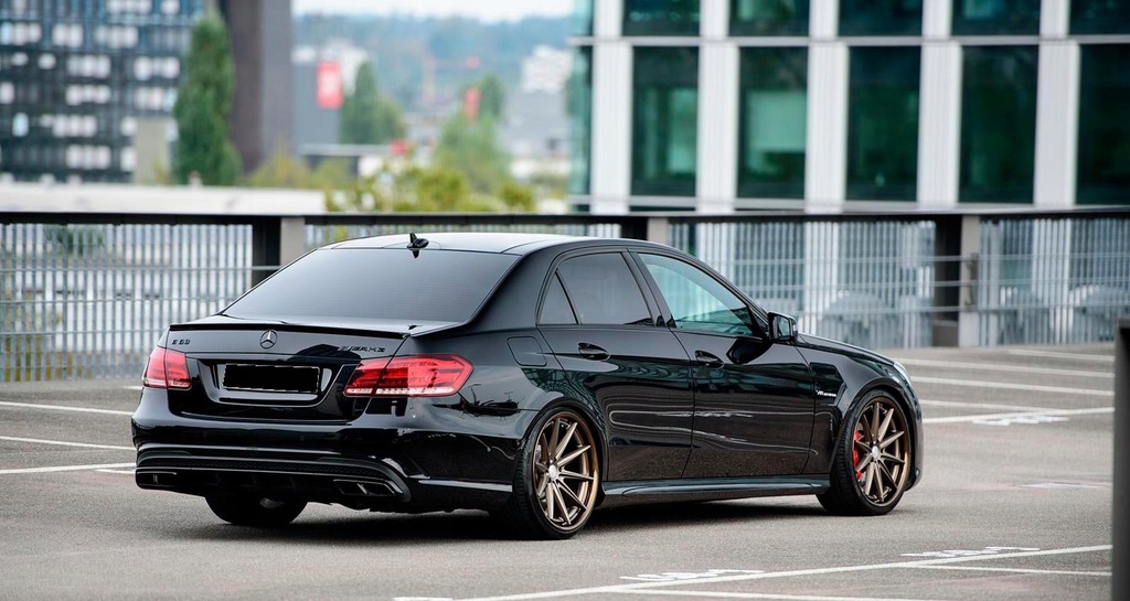 фото №10, Mercedes w212 10-13 amg look спойлер спойлер