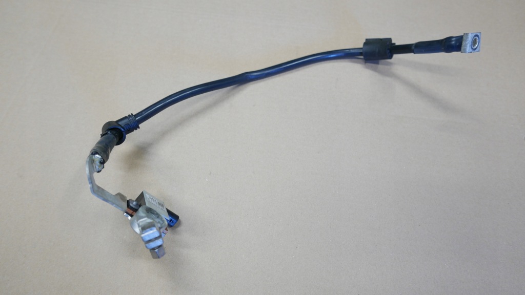 фото №1, Bmw f30 330e клема акумулятор мінус 6810512