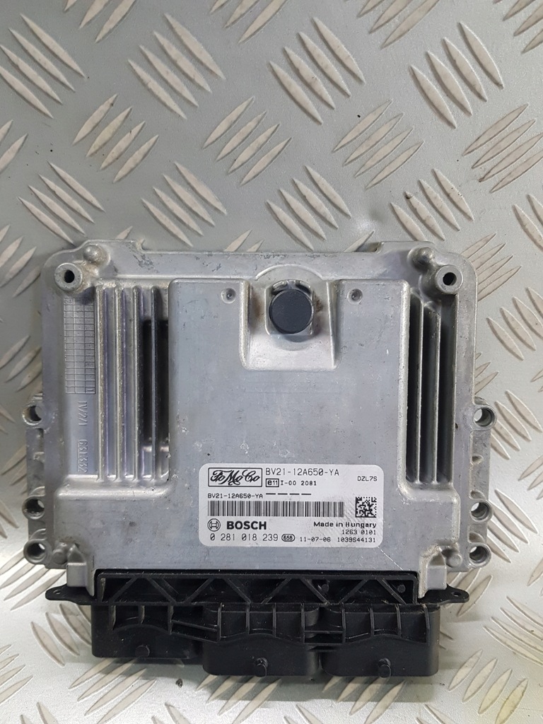 фото №1, Бортовий комп'ютер блок керування двигуна fiesta mk7 1.4 tdci