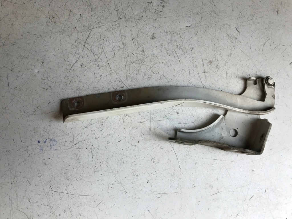 фото №2, Grande punto петля капот правий