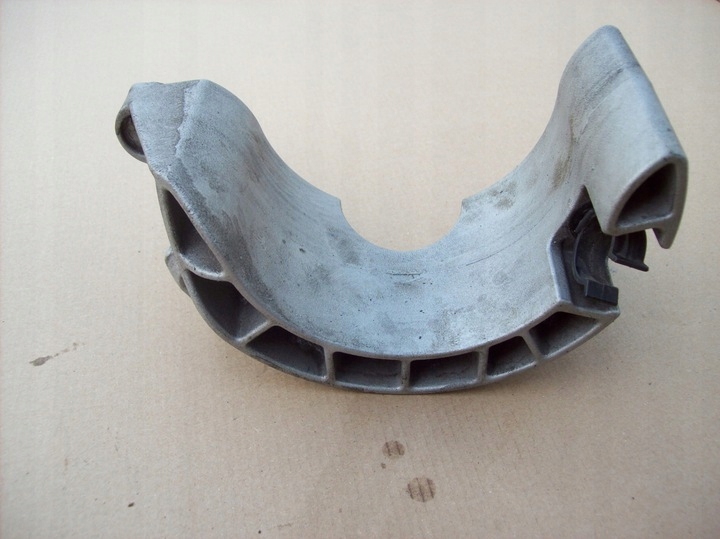 фото №1, Porsche cayenne 4.8 кронштейн генератора 9481152046r