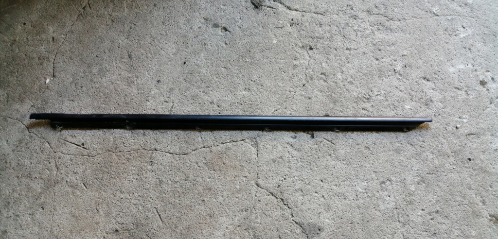 фото №1, Vw golf v plus молдинг уплотнитель левая передняя