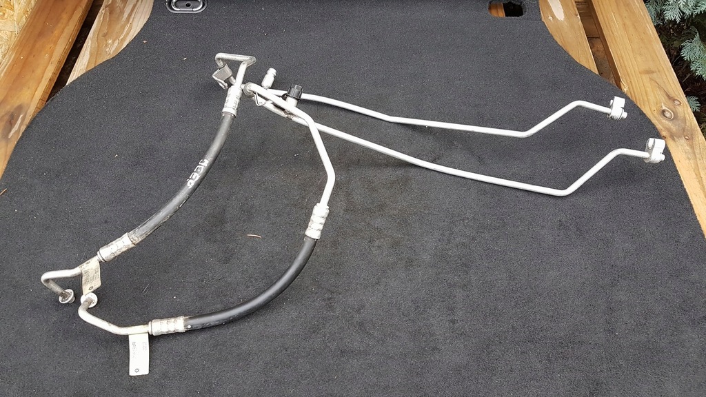 фото №1, Jeep grand cherokee wk2 crd шланг кондиціонера