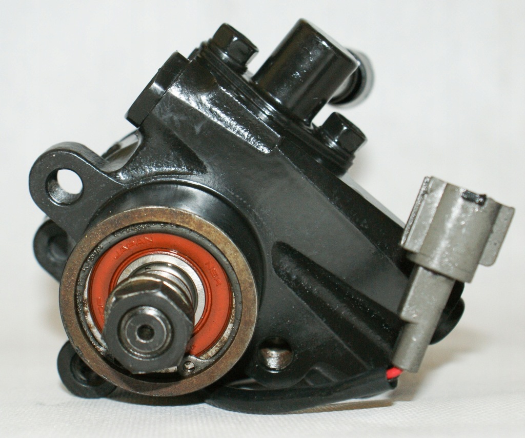 фото №1, Насос усилителя nissan patrol gr 2.8td