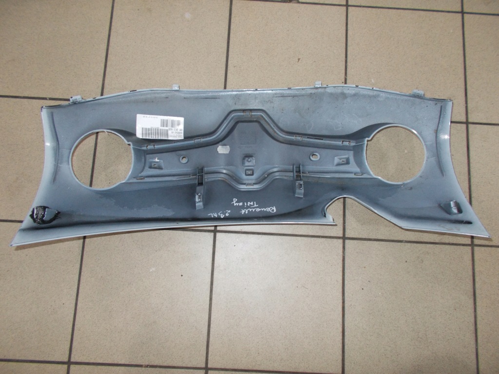 Решітка радіатора renault twizy 620725907r Ціна