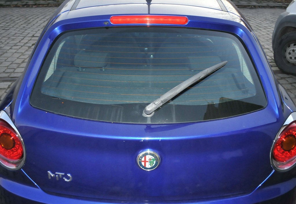 фото №2, Крышка багажника задняя задняя стекло alfa romeo mito 468/b oryg.