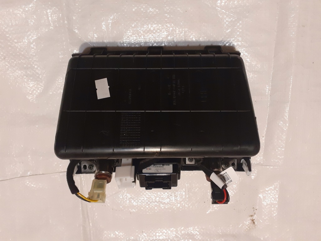 фото №4, Tucson ii бардачок роз'єм usb 12v aux 84630-d70104