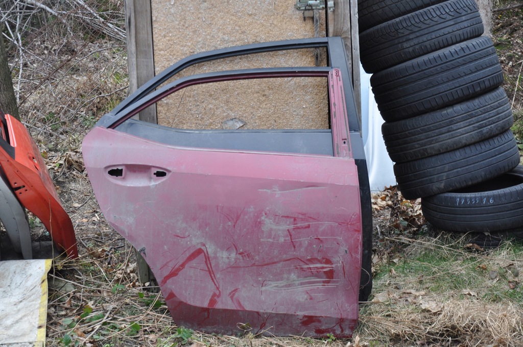 фото №5, Toyota corolla e16 e 18 двері лівий задня