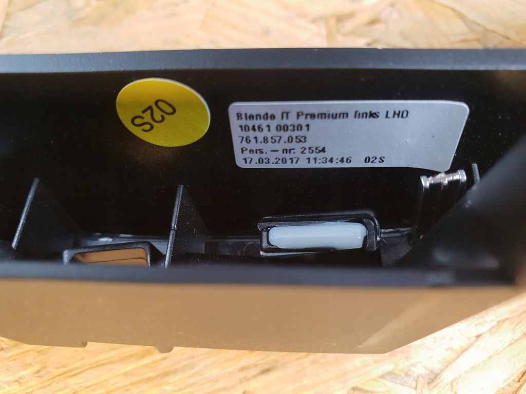 фото №4, Touareg iii 18- захист заглушка консолі 761857053