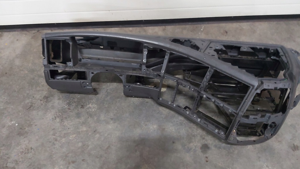 фото №1, Volvo fh 12 приборная панель приборная приборная панель chinczyk 2007