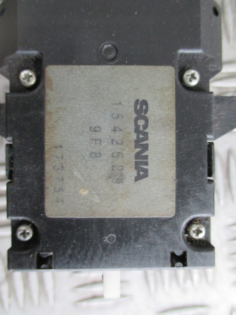 фото №8, Переключатель поворота дворник scania r 1542528