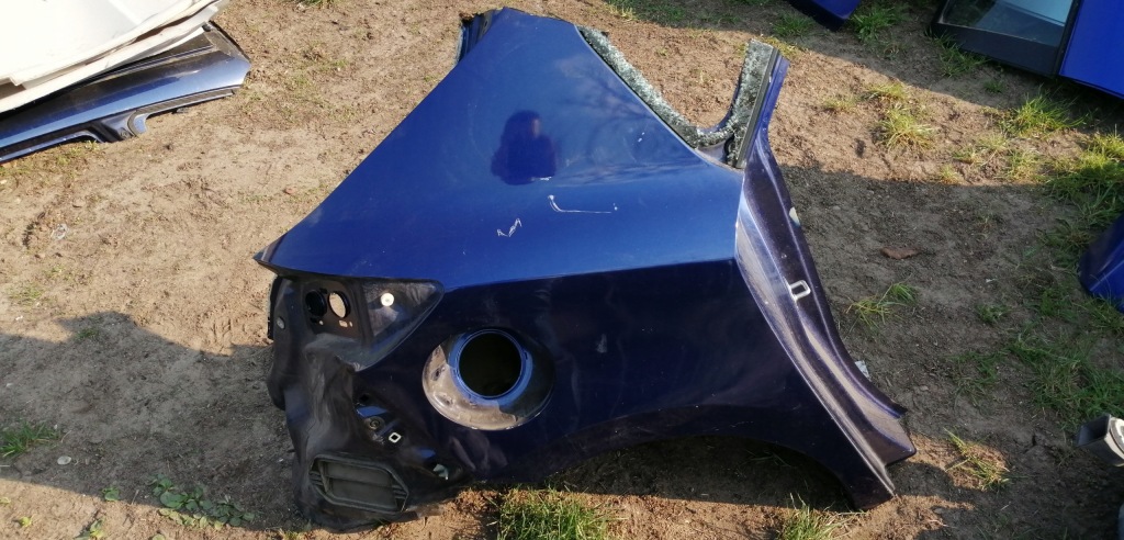 фото №1, Mazda 3 09-13 hb крыло правый задняя