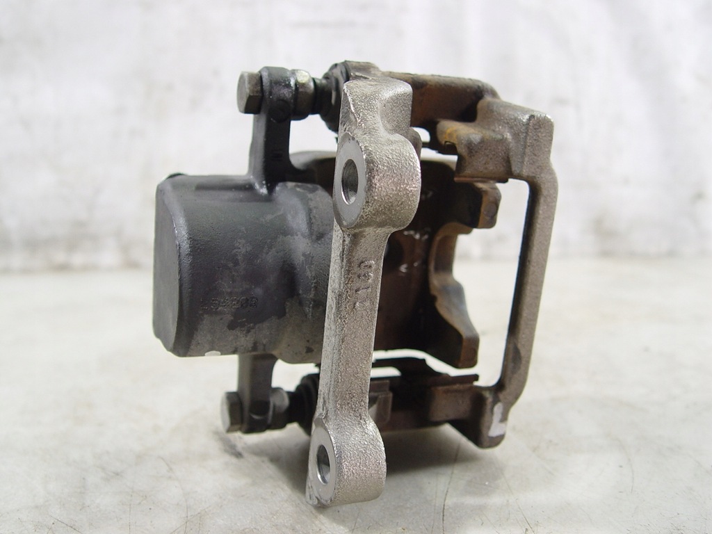 фото №5, Dodge charger 15- 3.6 супорт гальмівний задня лівий