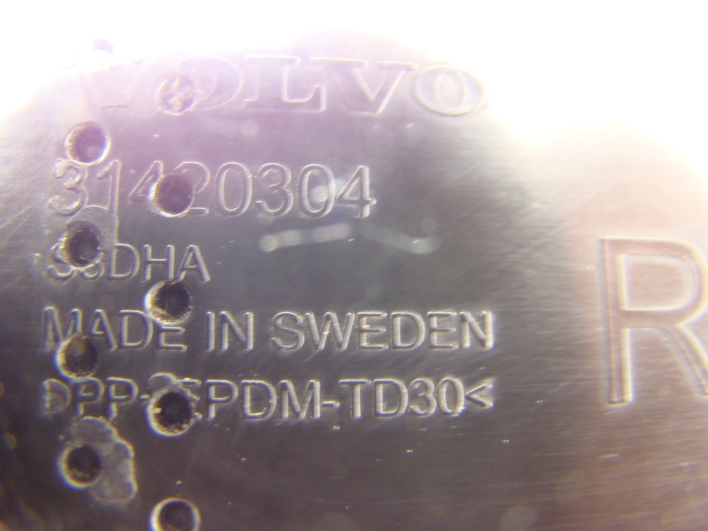 фото №6, Volvo v60 ii. накладка поріг p7