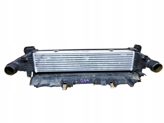 Mercedes c e klasa 204 212 радіатор інтеркулер Доставка