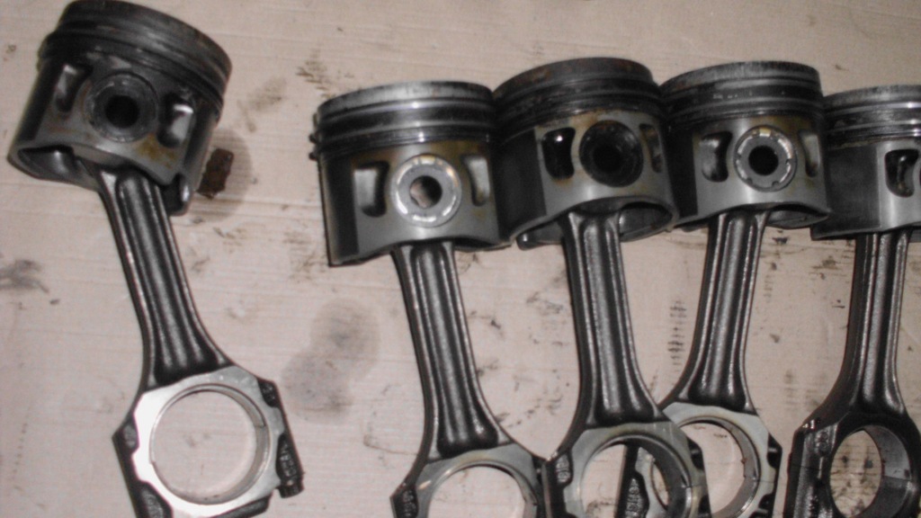 фото №1, Поршень шатун vw t4 поршень 2.5 tdi