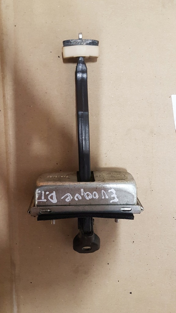 фото №1, Обмежувач двері rover evoque правий задня l538