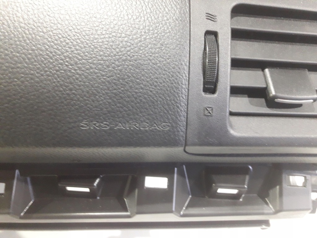 фото №3, Subaru forester приборная панель консоль подушка безопасности подушки безопасности ремни