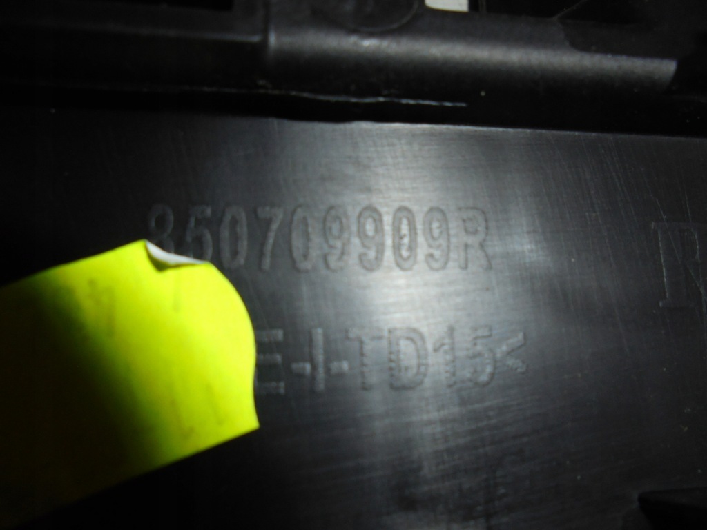 фото №5, Молдинг решітка бампера задня renault megane iv gt