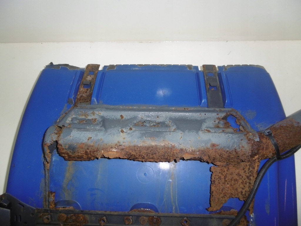 фото №6, Scania r крила підкрилок кронштейн правий задня