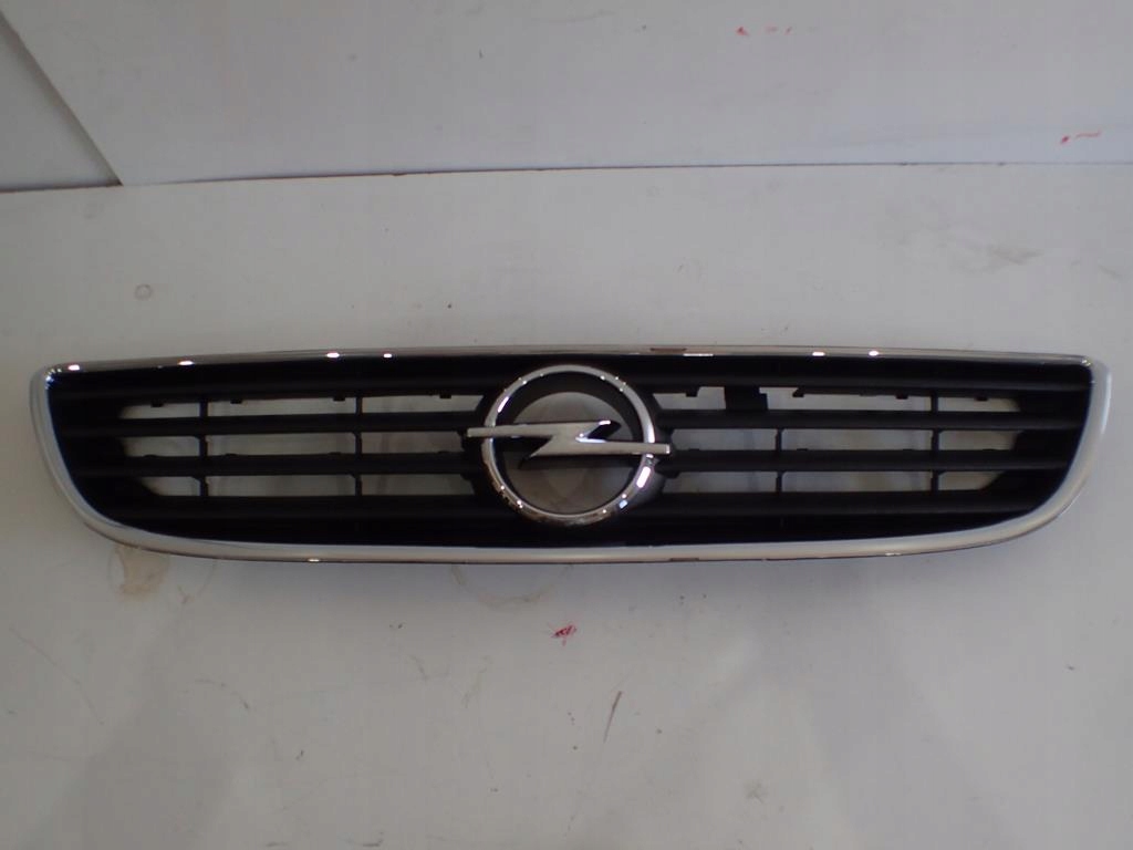 фото №1, Решётка радиатора opel zafira a 99-05 nowa оригинал