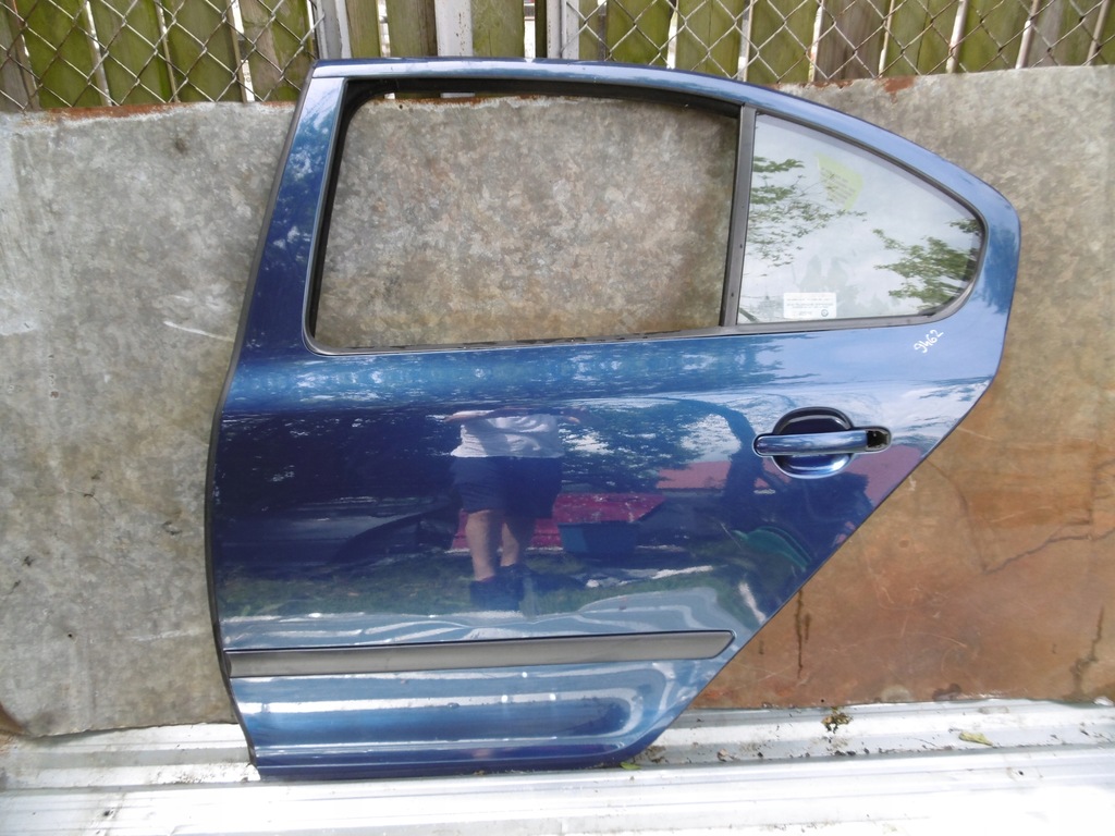 фото №1, Дверь skoda octavia ii 2006- htb sedan 9462