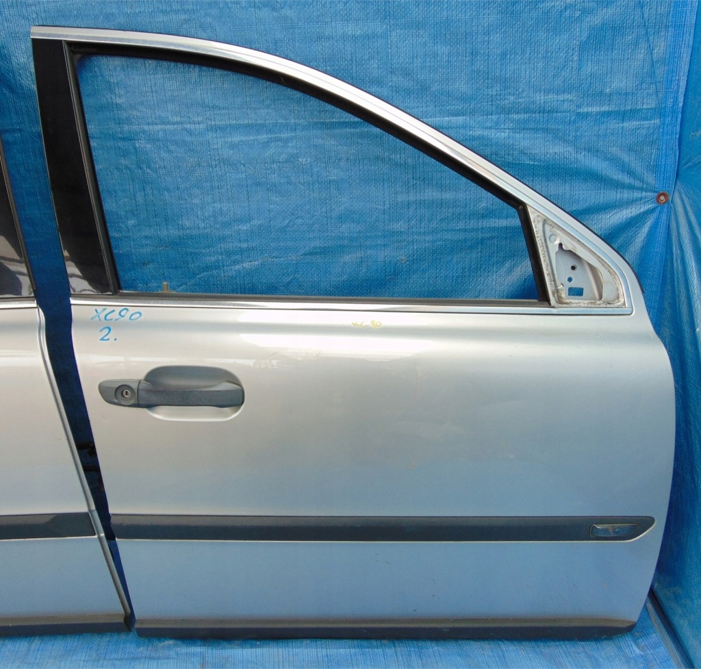 фото №2, Volvo xc90 дверь правое перед передние полный