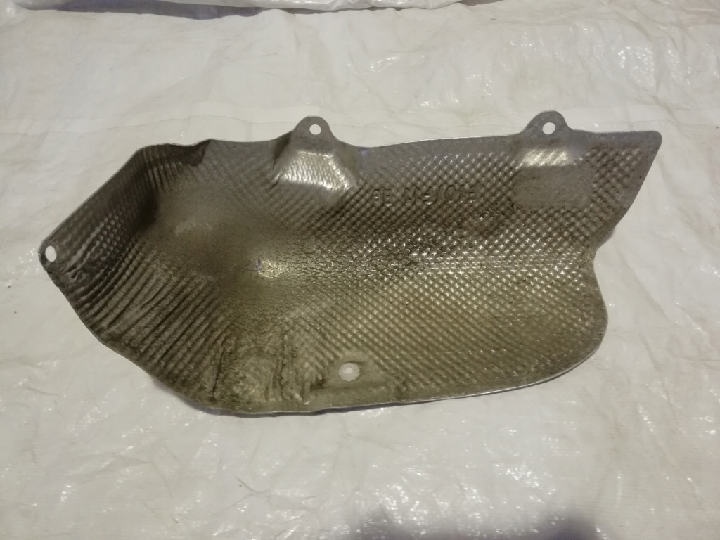 фото №1, Bmw f10 f11 защита тепловая бампера задняя 7207270