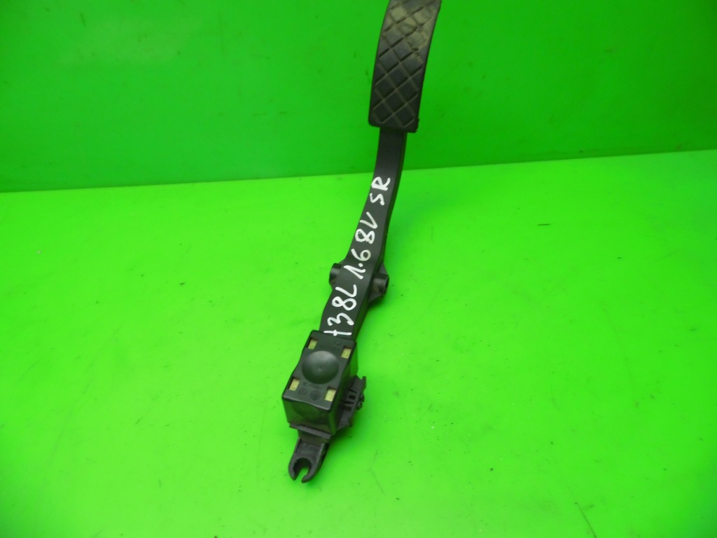 фото №5, Педаль газу audi a3 i 8l 1.6 8v sr 3d hb sr 96-00