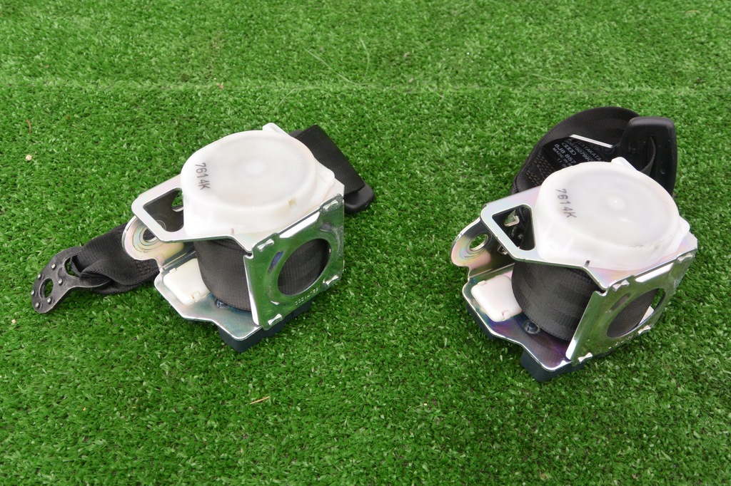 фото №8, Pas безопасности задняя левый правый audi tt 8j kpl