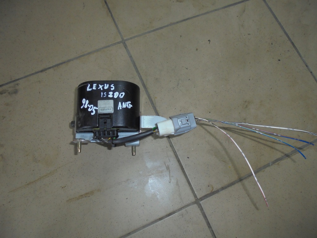 фото №1, Lexus is200 alarm сирена 89040-53010