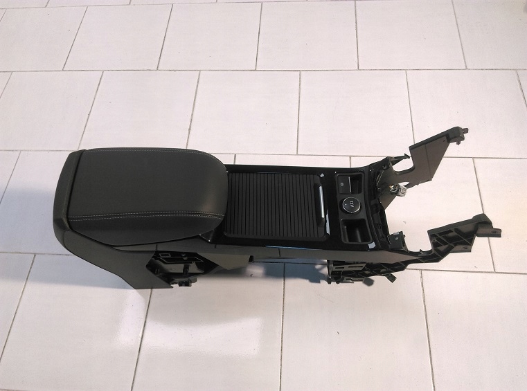 фото №4, Ford kuga підлокітник шкіра 2018 rok