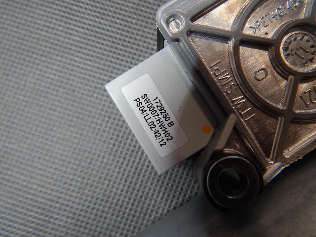 фото №4, Audi q3 8u моторчик люк 8u0959591