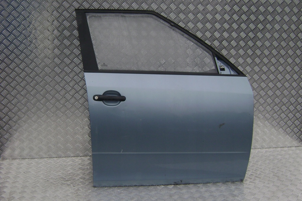 фото №1, Skoda fabia ii - двері праве