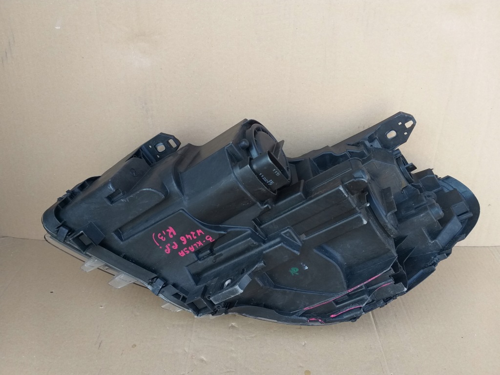 фото №3, Mercedes b-klasa w246 лампа перед правая