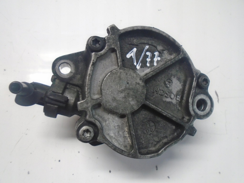 фото №1, Peugeot 207 307 1.6hdi насос вакуум