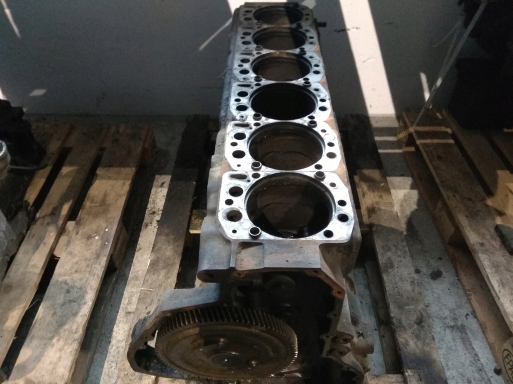 фото №1, Блок двигуна man f2000 tga