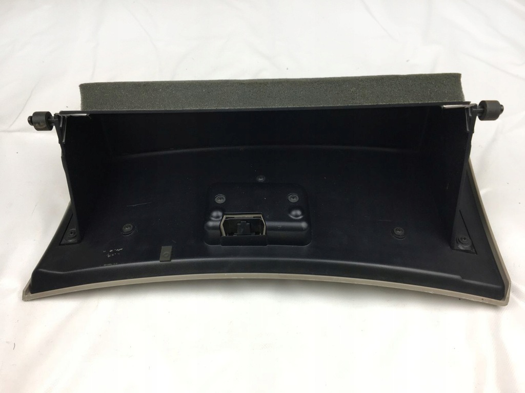 фото №5, Chrysler pacifica 03-07 бардачок пассажира