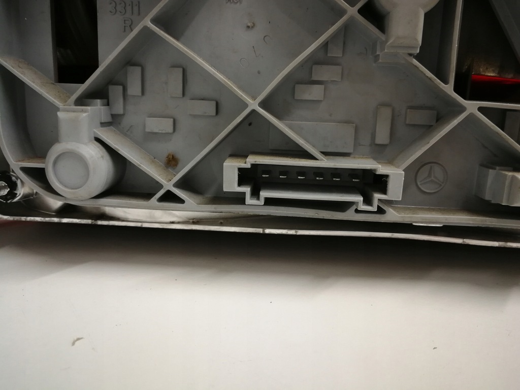 фото №8, Mercedes w203 лампа задня права sedan комплектна