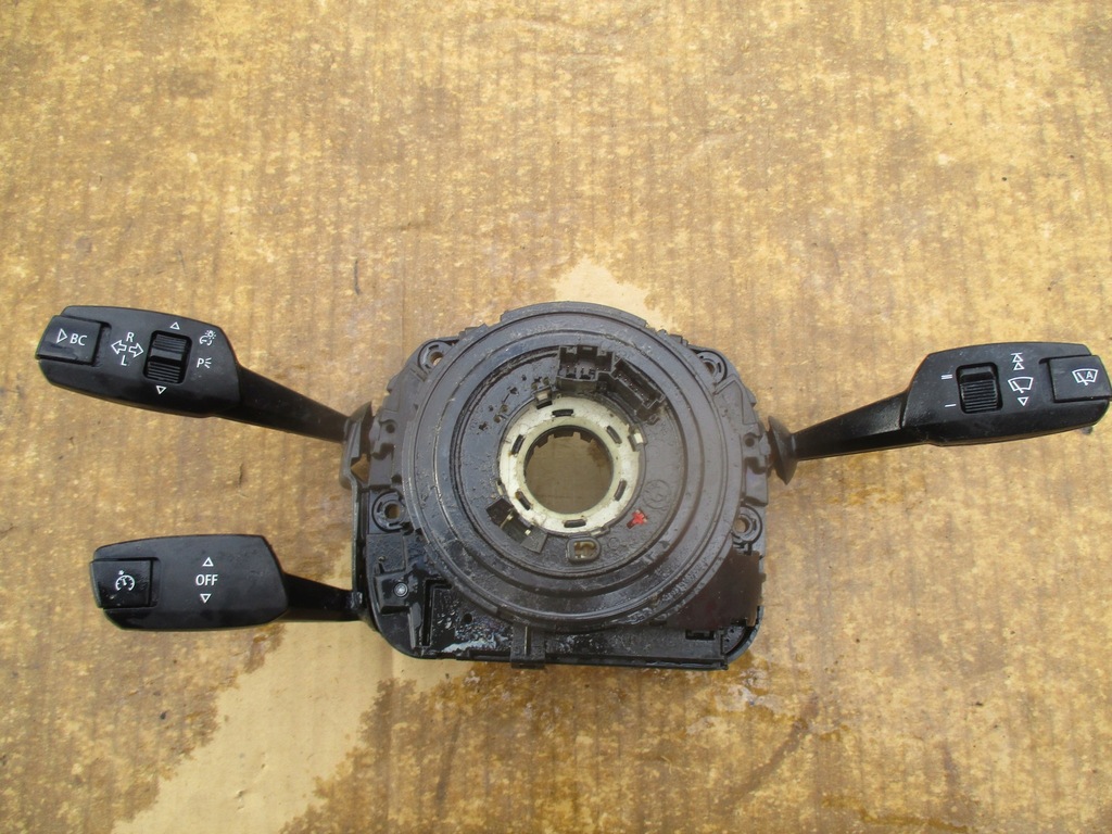 фото №1, Bmw e90 e91 переключатели переключатель 01308100 лента